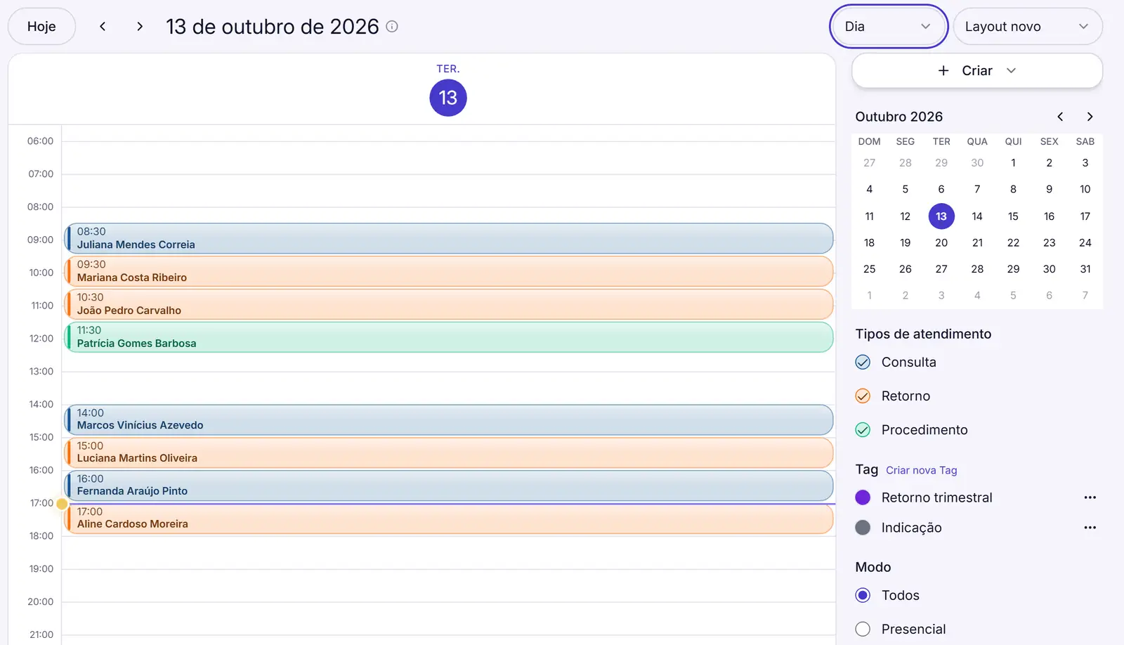 Visão Dia da agenda, com as consultas e retornos de terça-feira em ordem de horário e o nome completo de cada paciente.
